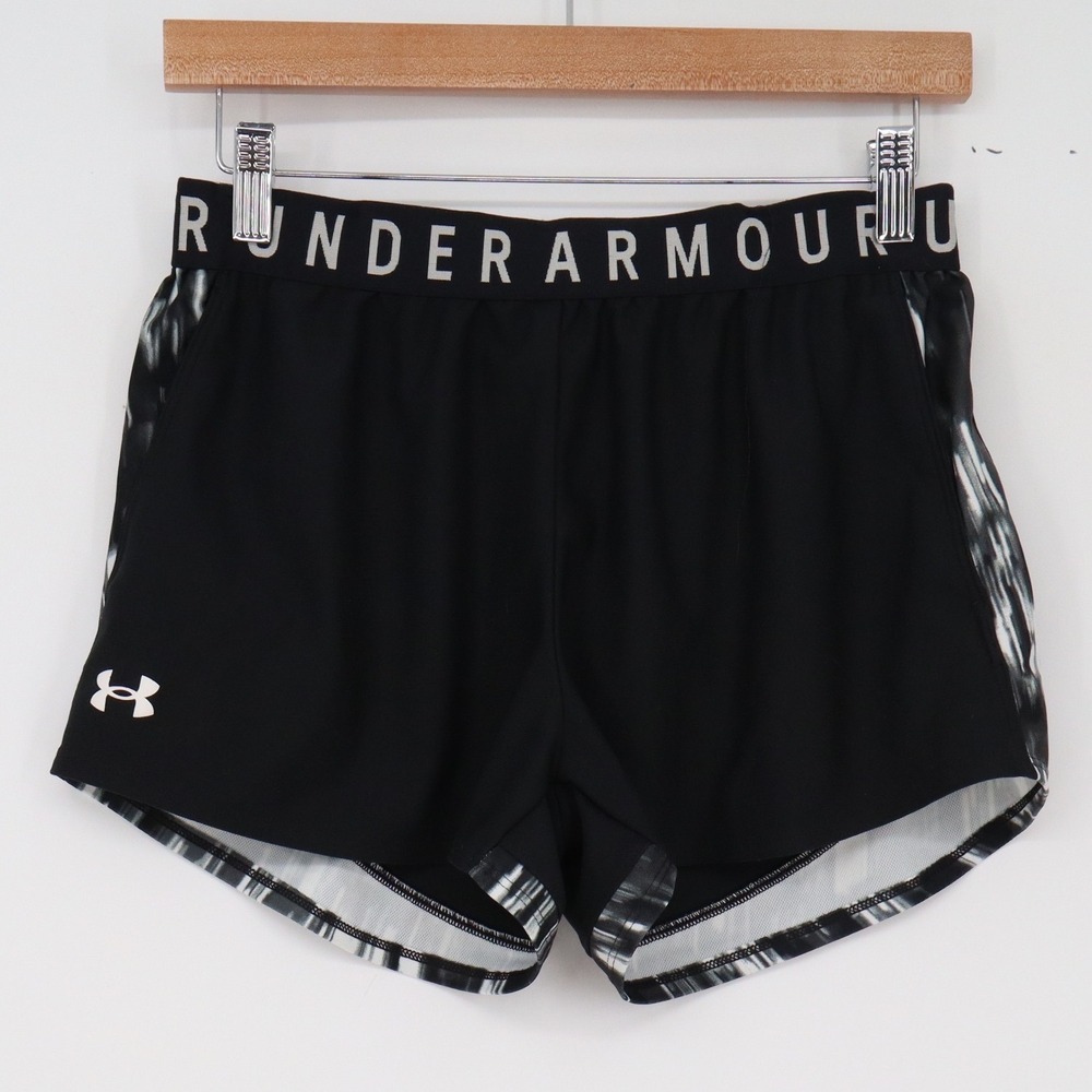 Under Armour Shorts Womens Medium Loose Fit Black Graphic Print Active Excellent